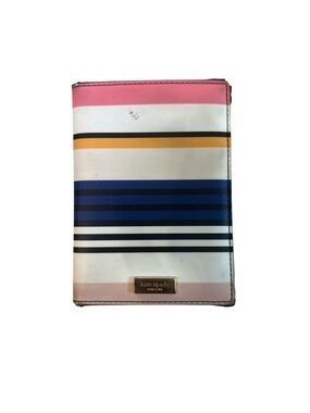 KATE SPADE - Shore Street Passport Holder